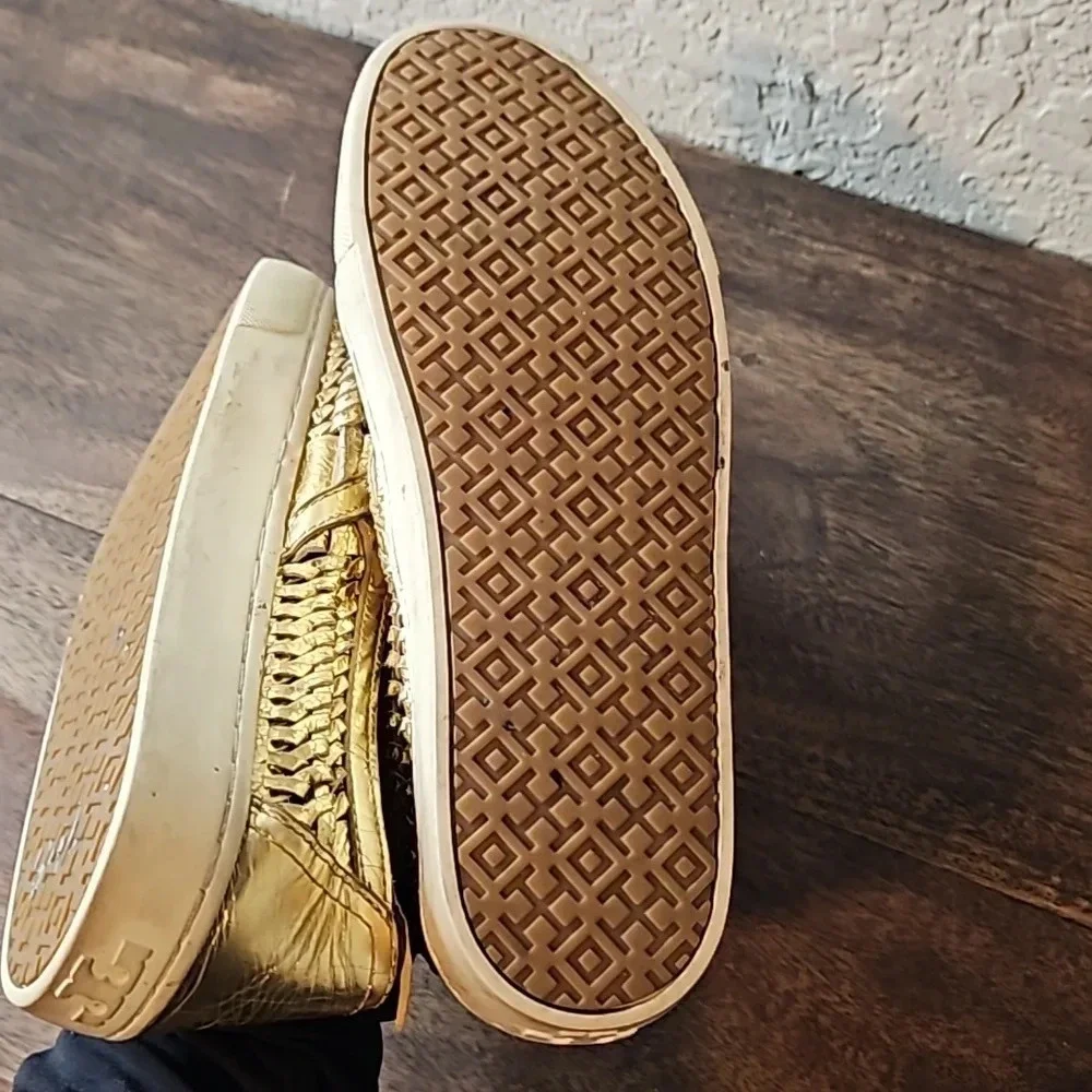 Tory Burch Gold Loafers‎